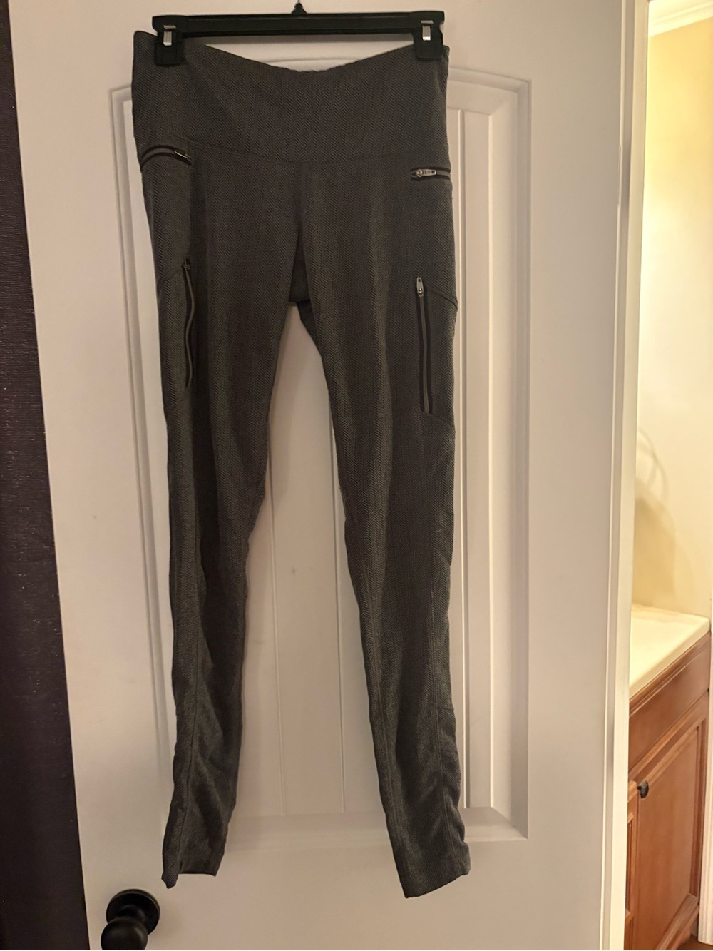 Athleta Dark Gray Textured Leggings with Zip Pockets